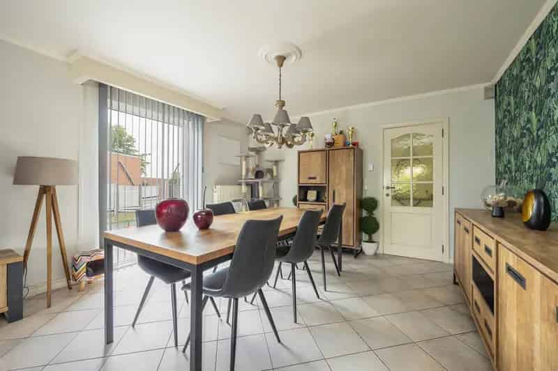 Huis te huur Beerse 5 slaapkamers zwembad