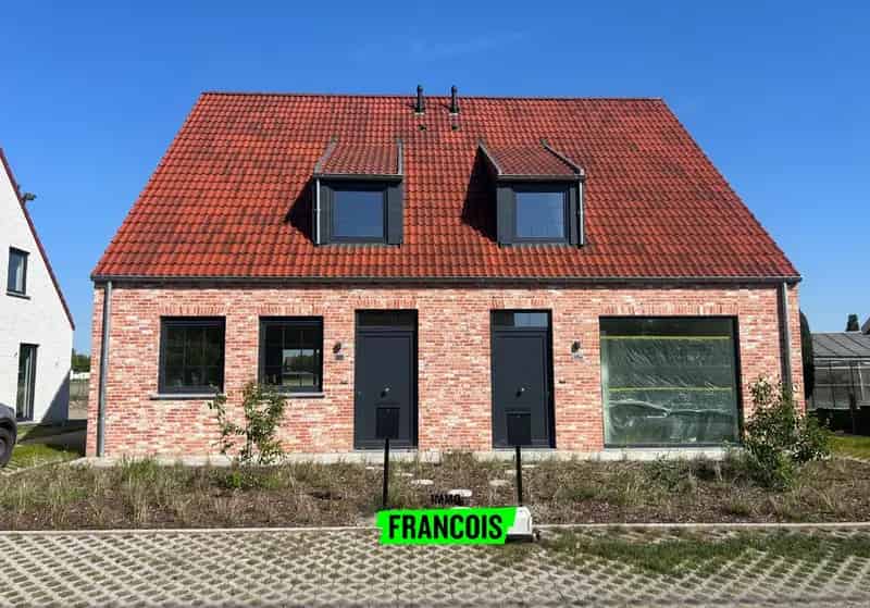 Recente BEN-woning met 3 slaapkamers te huur in Bovekerke