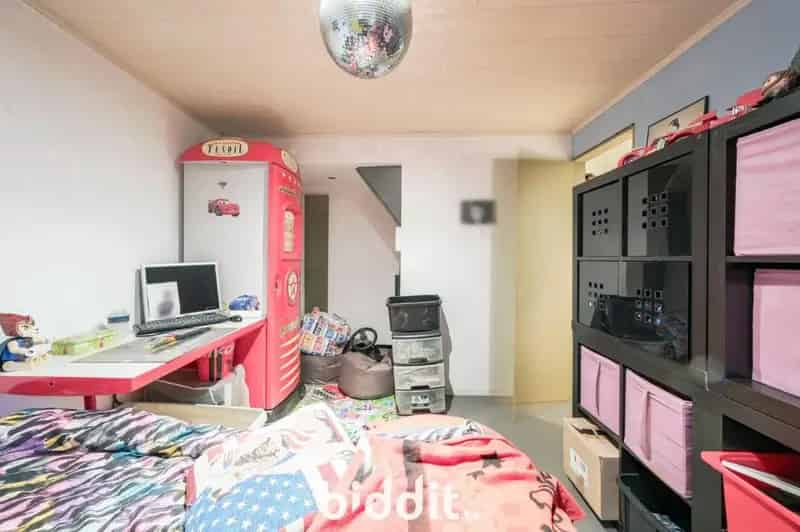 OP TE FRISSEN WONING