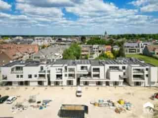 Appartement te koop Lommel - Ruim Penthouse 3 4 slaapkamers