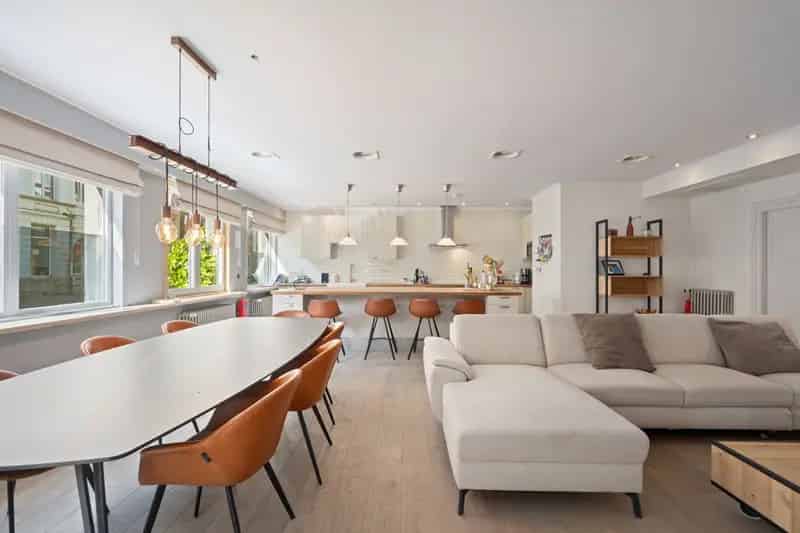 Bijzonder ruim 2-slaapkamerappartement te koop in centrum Gent
