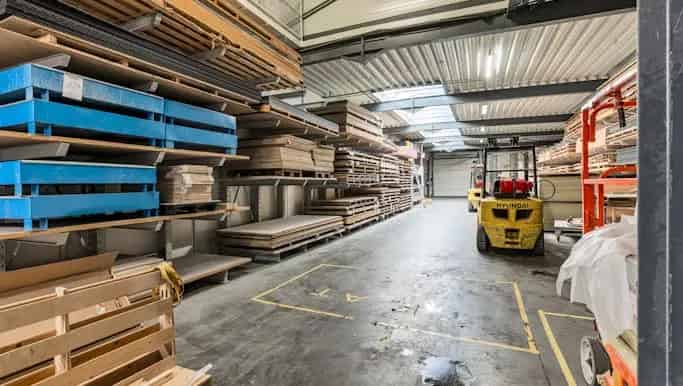 Magazijn met bureel te koop in Industrieweg-Zuid 1358, Zonhoven - Dewaele