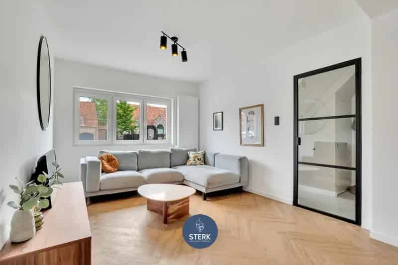 Huis te koop Lanaken 688m² 143m²
