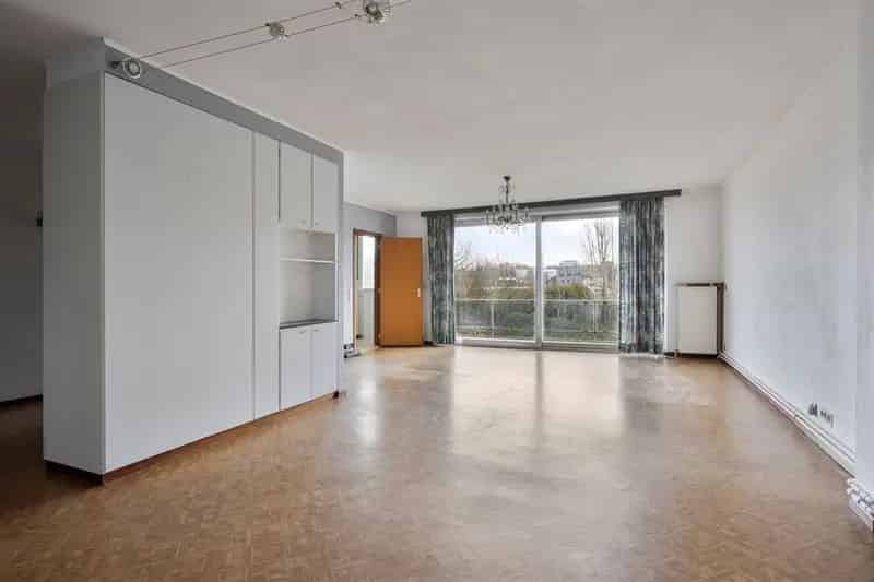 Ruim En Lichtrijk 2-Slaapkamerappartement Met Garage In Zaventem