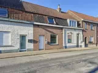 Huis te koop Izegem - Lichtrijke woning met tuin