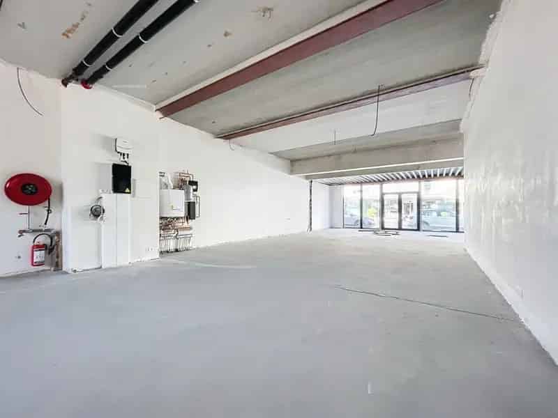 Nieuwbouw handelspand te huur in Sint-Idesbald