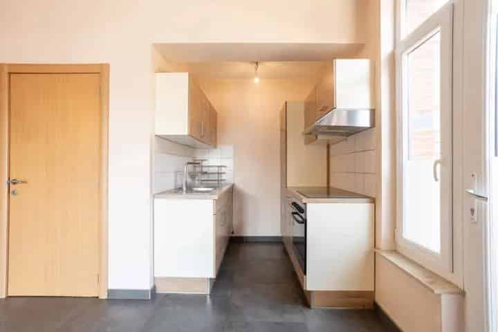 Gelijkvloers appartement te koop in Ronse
