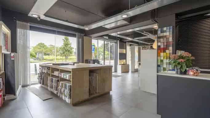Handelspand te huur in Menenstraat 37, Wevelgem - Dewaele