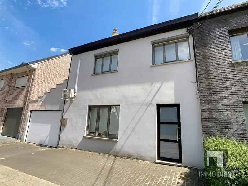 Huis te huur: Charmante woning met 3 slaapkamers en garage