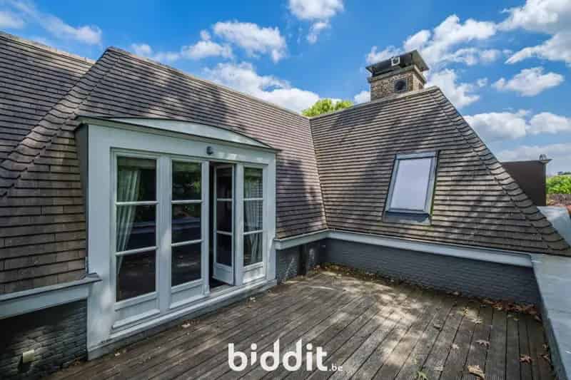 MOOI GELEGEN APPARTEMENT