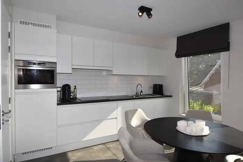Modern 2 Slaapkamers Appartement te Koop Geel Elsum