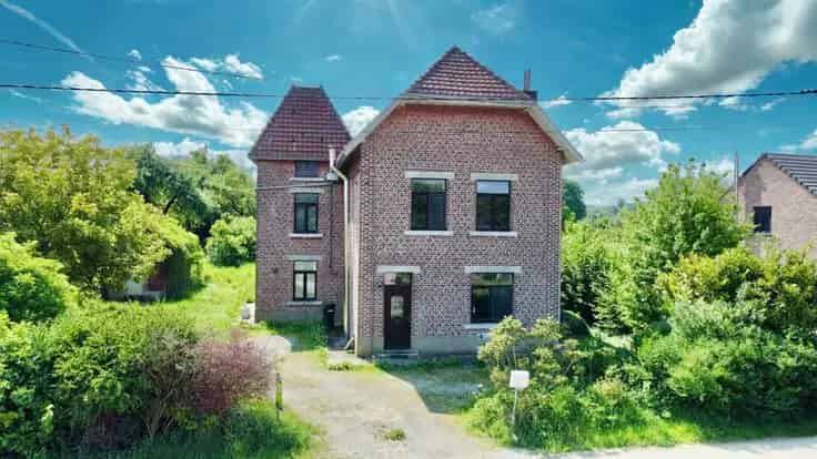Huis Te Koop 4 slaapkamers te renoveren Pesche