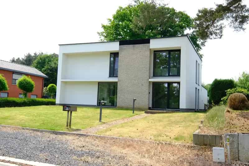 Rustig gelegen ruime woning in Lummen