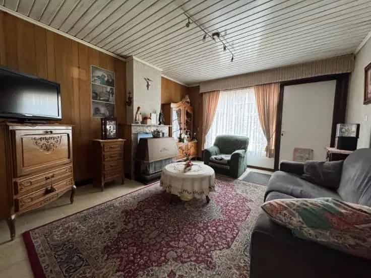 Te renoveren Rijwoning 2 slaapkamers