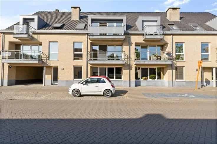 Appartement Te Koop Eksaarde 2 slaapkamers terras lift