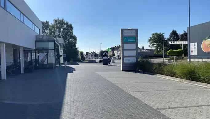 Kantoor te huur in Diksmuidsesteenweg 346, Roeselare - Dewaele