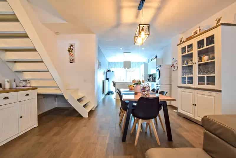 Instapklare woning met 3 slaapkamers te Diksmuide (Vladslo)!