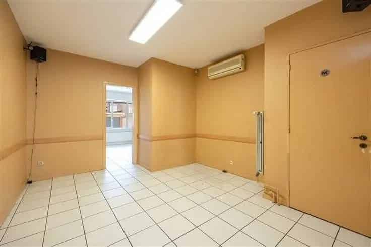 Appartement Te Koop Te renoveren met Potentieel
