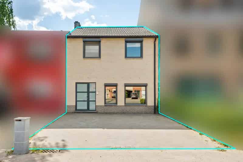 Instapklare gezinswoning 3 slaapkamers tuin garage Reet Kontich