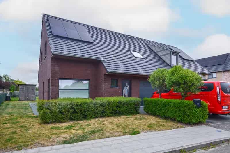 Huis te huur 3 slaapkamers Garage Tuin EPC A label