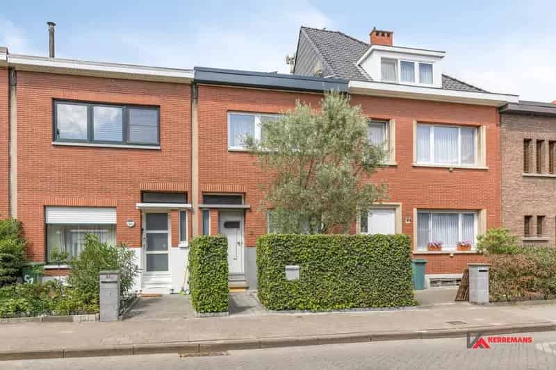 Huis te koop: Instapklare 2 slaapkamer woning met tuin