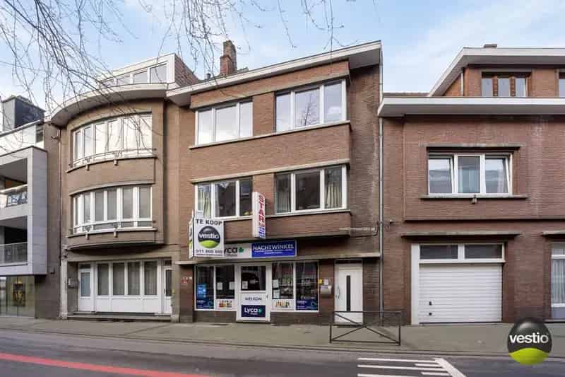 Handelspand met woonst te koop Bilzen