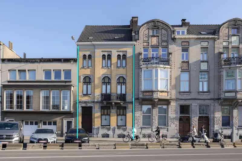 Huis te huur Kortrijk: Monumentale Burgerwoning met Tuin
