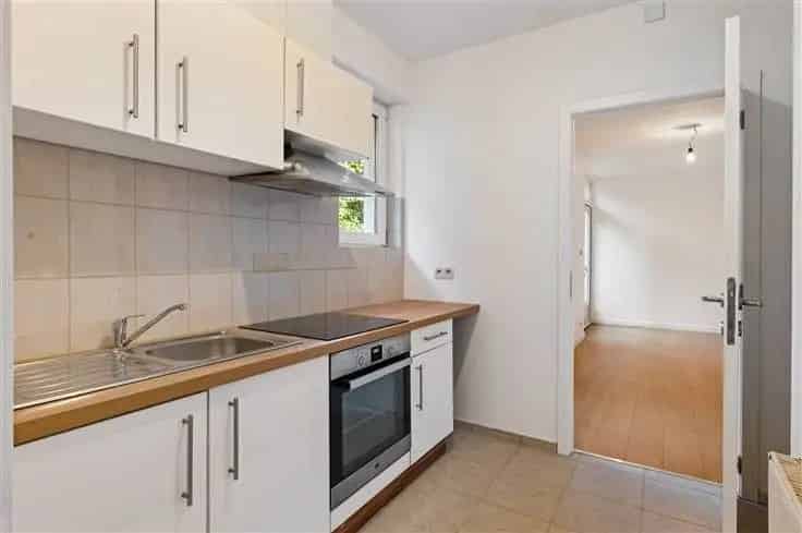 Appartementsgebouw Te Koop Merksem - 5 Appartementen - Hoog Rendement