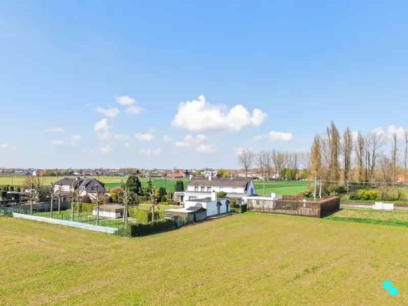 Karaktervol landhuis met landelijke verzichten
