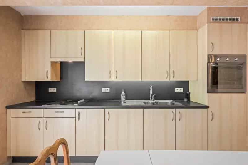 Appartement te huur 2 slaapkamers ruim terras garage