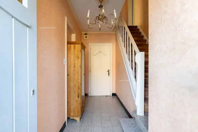 Te renoveren woning met 6 slaapkamers Ingelmunster