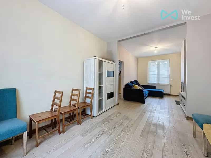 Huis met vier slaapkamers in Berchem-Sainte-Agathe