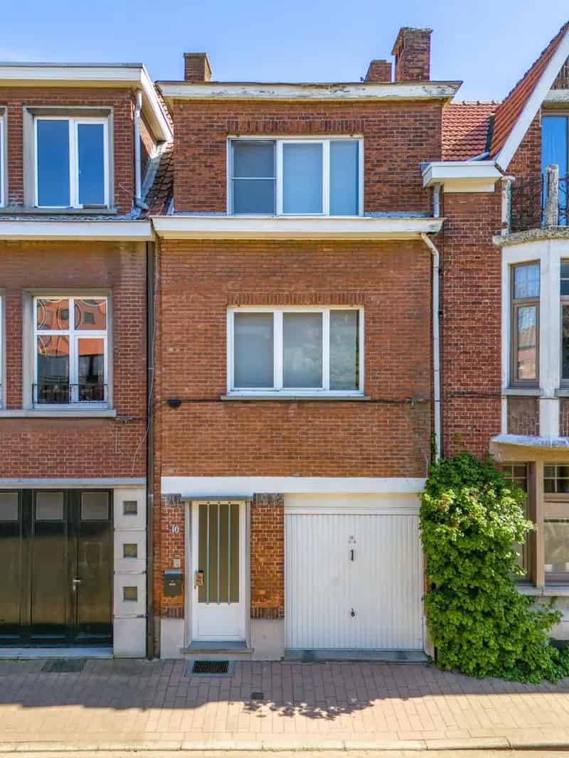 Leuke woning in het centrum met garage en buitenruimte!