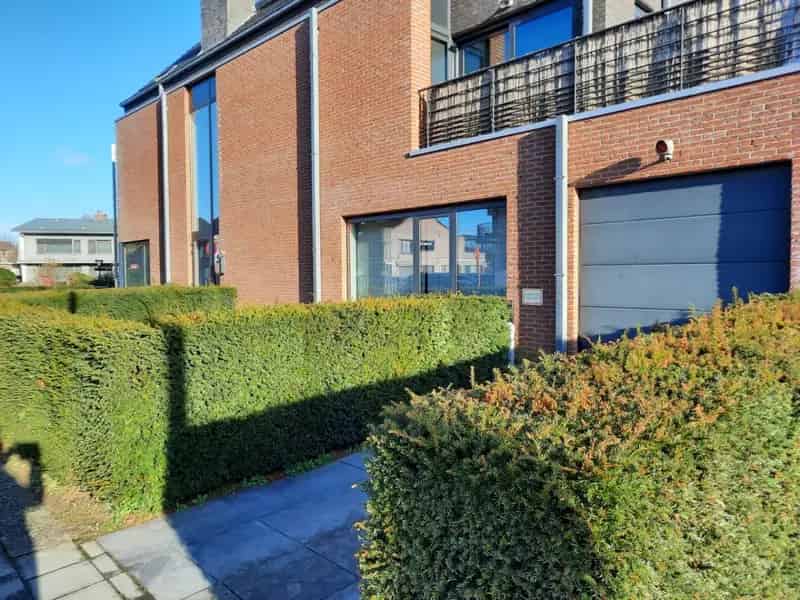 Garage te Huur Geel - Ondergrondse Autostaanplaats