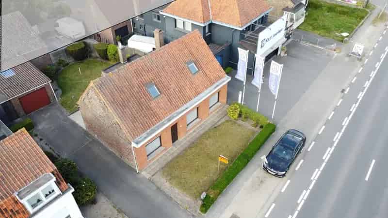 Huis te koop Maldegem: Vrijstaande woning met garage en tuin