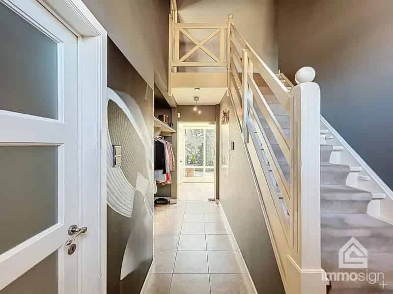 Landhuis op een perceel van 1875 m²