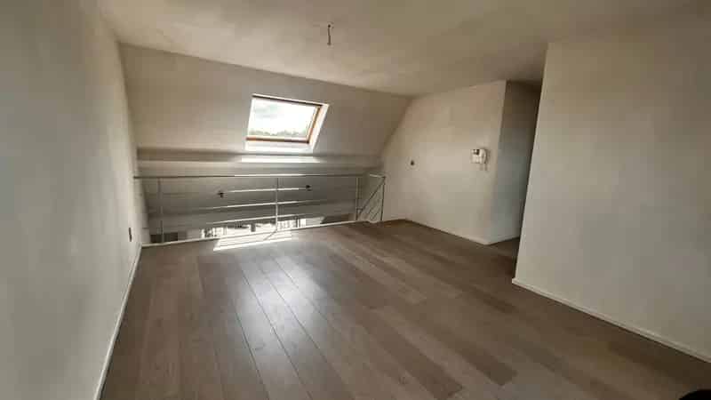 Duplexappartement te huur Lokeren met garage en terras
