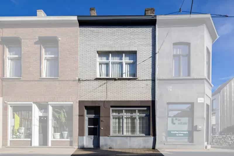 Woning met 4 slaapkamers en koer te koop!