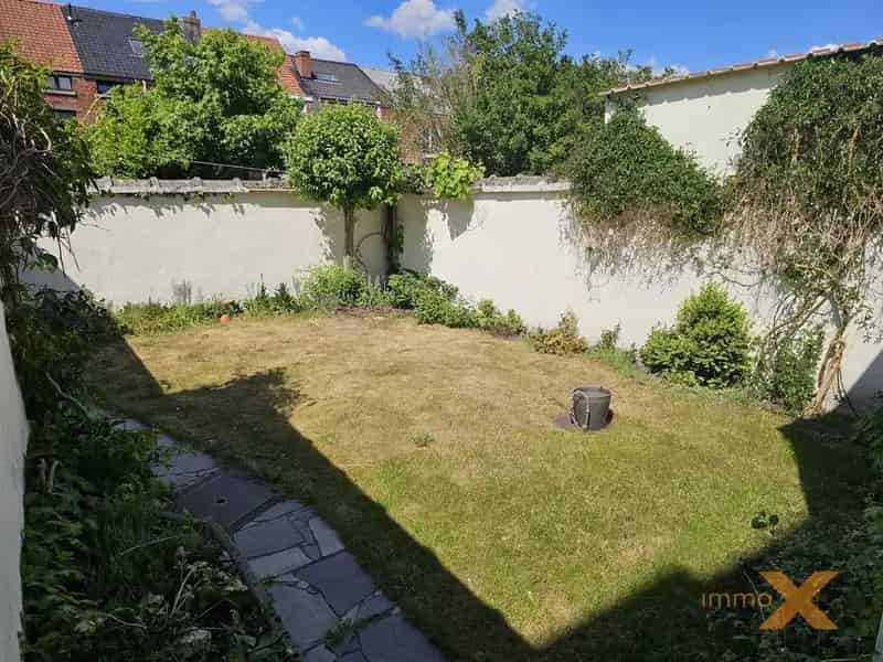 CHARMANTE WONING MET TUIN EN GARAGE