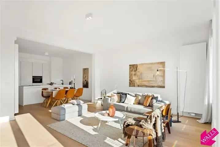 Prachtig en lichtrijk appartement met terras 8504482