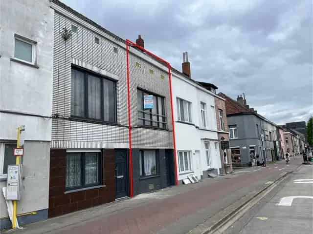 TE KOOP |  INSTAPKLARE WONING IN TOPSTAAT