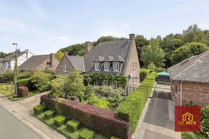 Villa te koop in Erembodegem