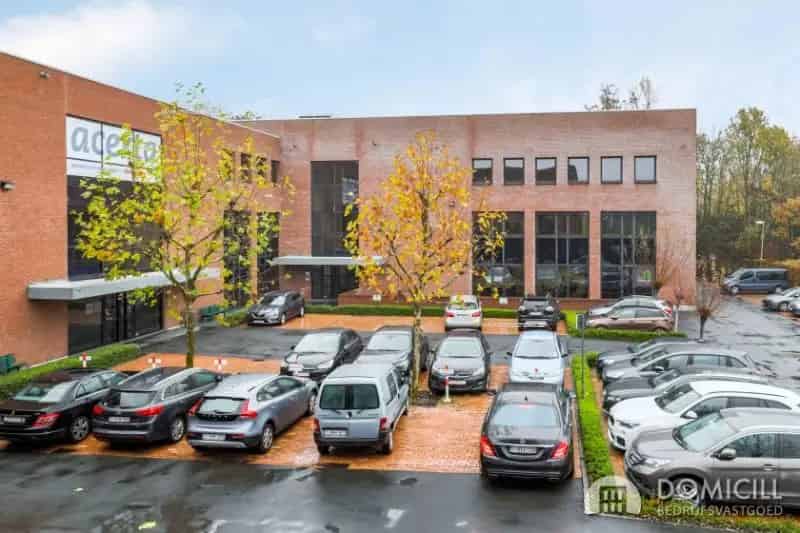 Kantoorruimte te koop in Clinton Park Roeselare