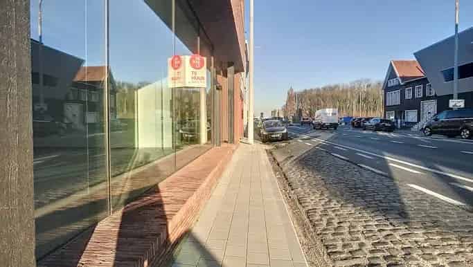 Kantoor te huur in Kortrijkstraat 283, Wevelgem - Dewaele