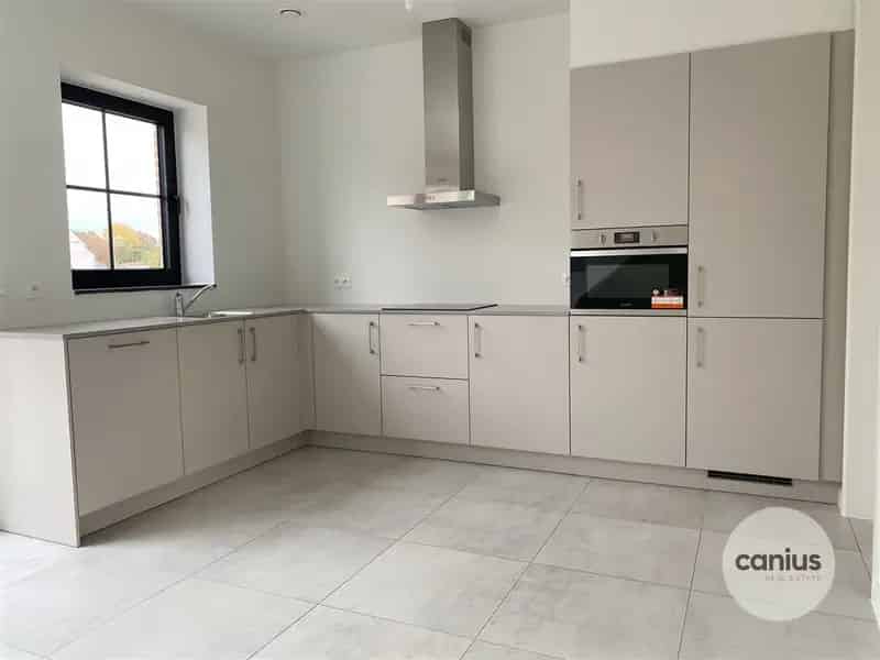 LANDELIJKE HOB MET 3 SLKS & TUIN