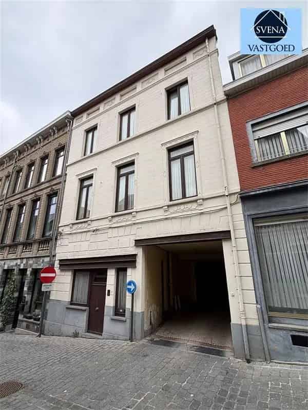 SOLIDE KARAKTERVOLLE WONING IN CENTRUM