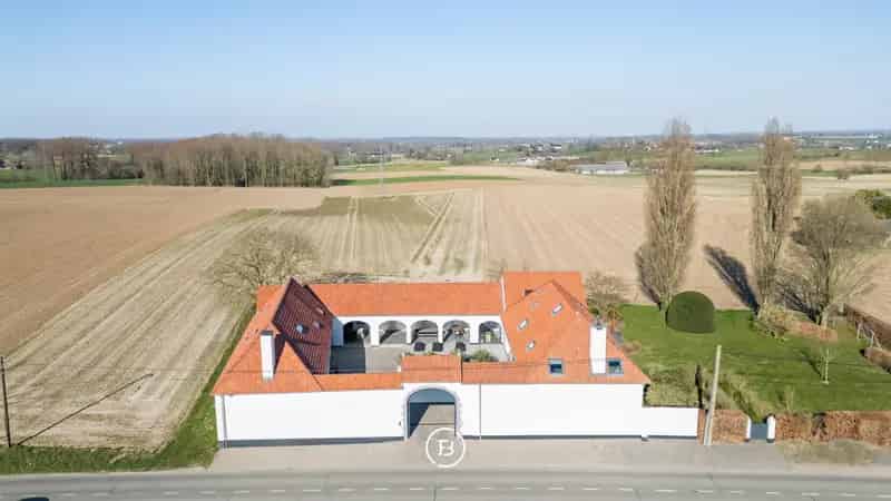 Huis te koop: Gerenoveerde Vierkantshoeve in Pajottenland