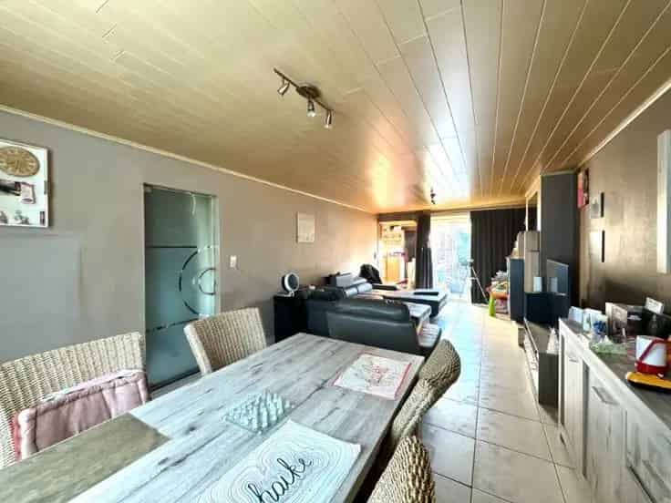 Huis Te Koop Anzegem: Ruime Tuin 3 slaapkamers