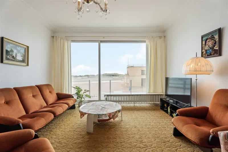 Appartement te koop: Zeer zonnig appartement met 2 slaapkamers en zeezicht