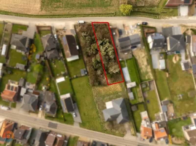 Bouwgrond van 619 m² voor halfopen bebouwing te Tildonk